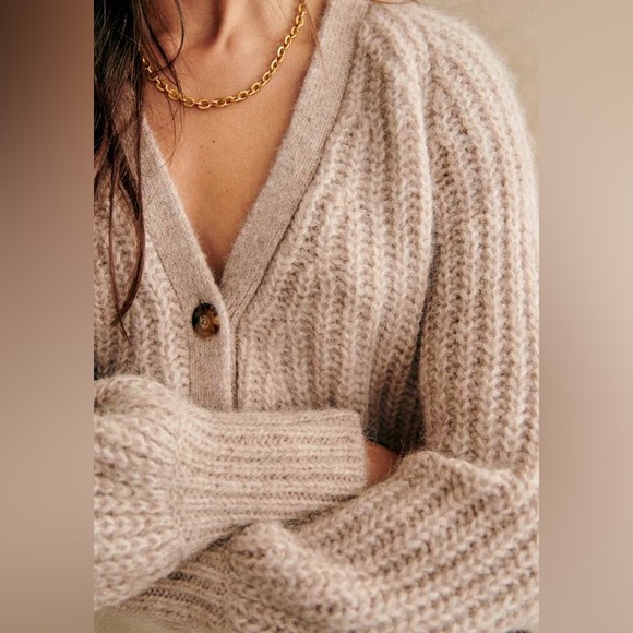 Sézane Basile Cardigan Sweater XS Light Beige Wool Alpaca Oversized - Picture 2 of 13